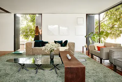 Casa moderna com natureza