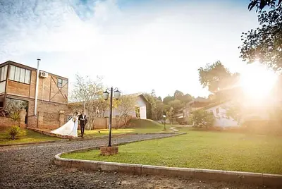 Evento na Natureza com Vários Cenários e Acomodações