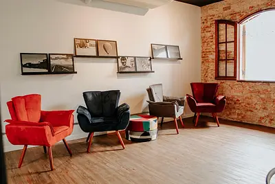 Espaço aconchegante para eventos corporativos, cursos e treinamentos