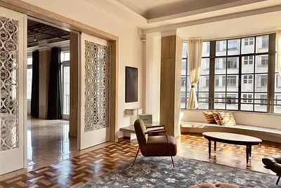 Luxuoso Apartamento Histórico Restaurado no Centro