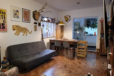 Apê descolado com ambientes amplos 